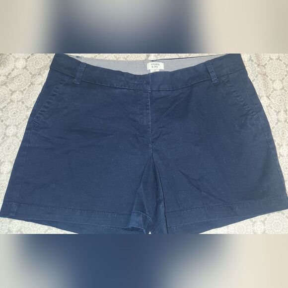 Crown and Ivy shorts - Picture 1 of 8